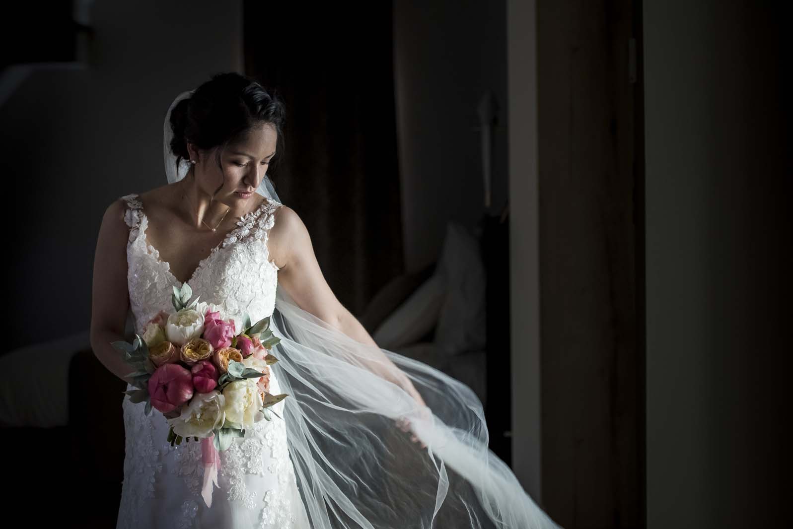 Robe de mariée, fleurs, bouquet, Design 