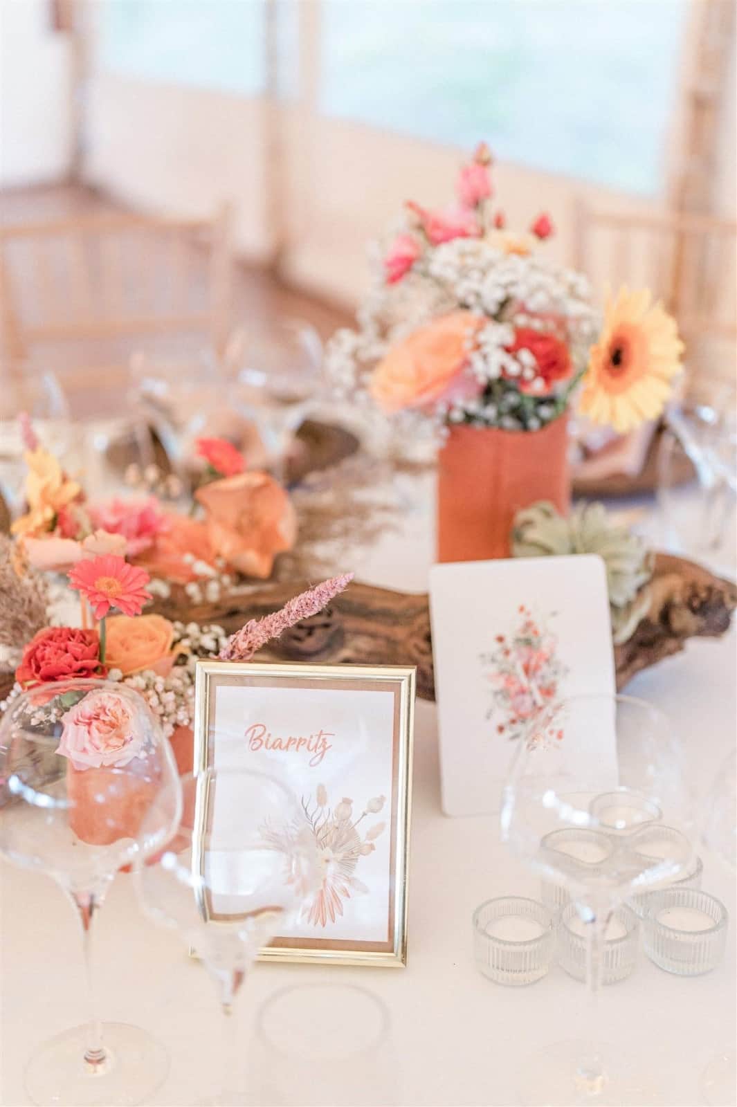 Décoration table fleurs mariage Veronika Alban